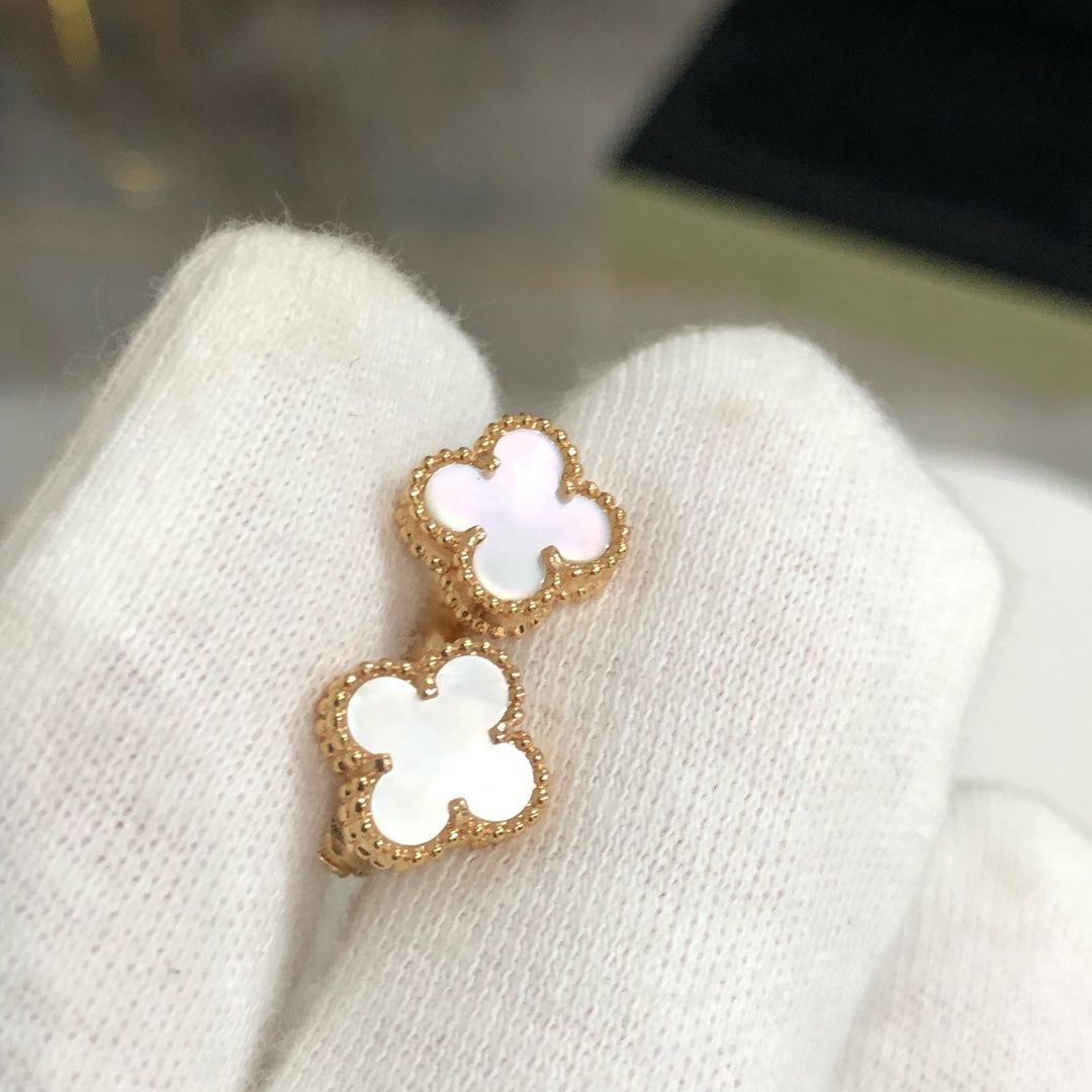 [Eternal Jewelry]CLOVER MINI GOLD EARRINGS