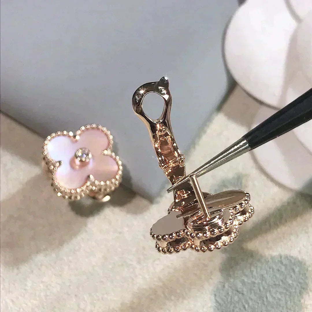 [Eternal Jewelry]CLOVER MEDIUM 1 MOTIFS  PINK MOP DIAMOND EARRINGS