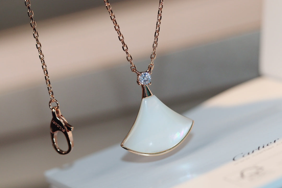 [Eternal Jewelry]DREAM NECKLACE WHITE MOP PINK GOLD 1 DIAMOND