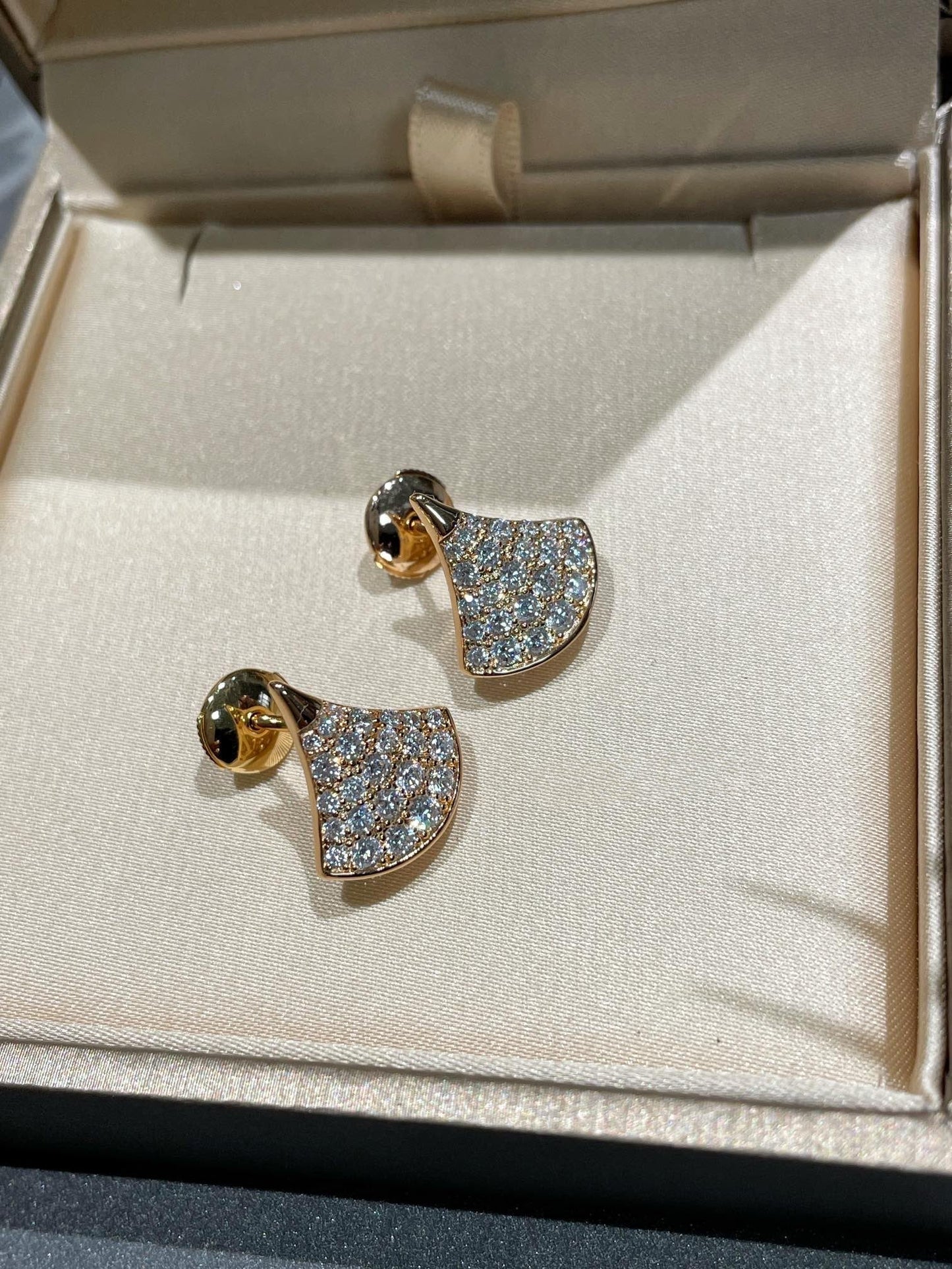 [Eternal Jewelry]DREAM STUD EARRINGS DIAMOND