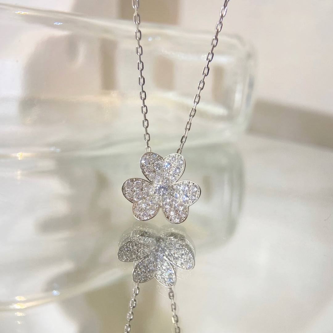 [Eternal Jewelry]FLOWER DIAMOND NECKLACE