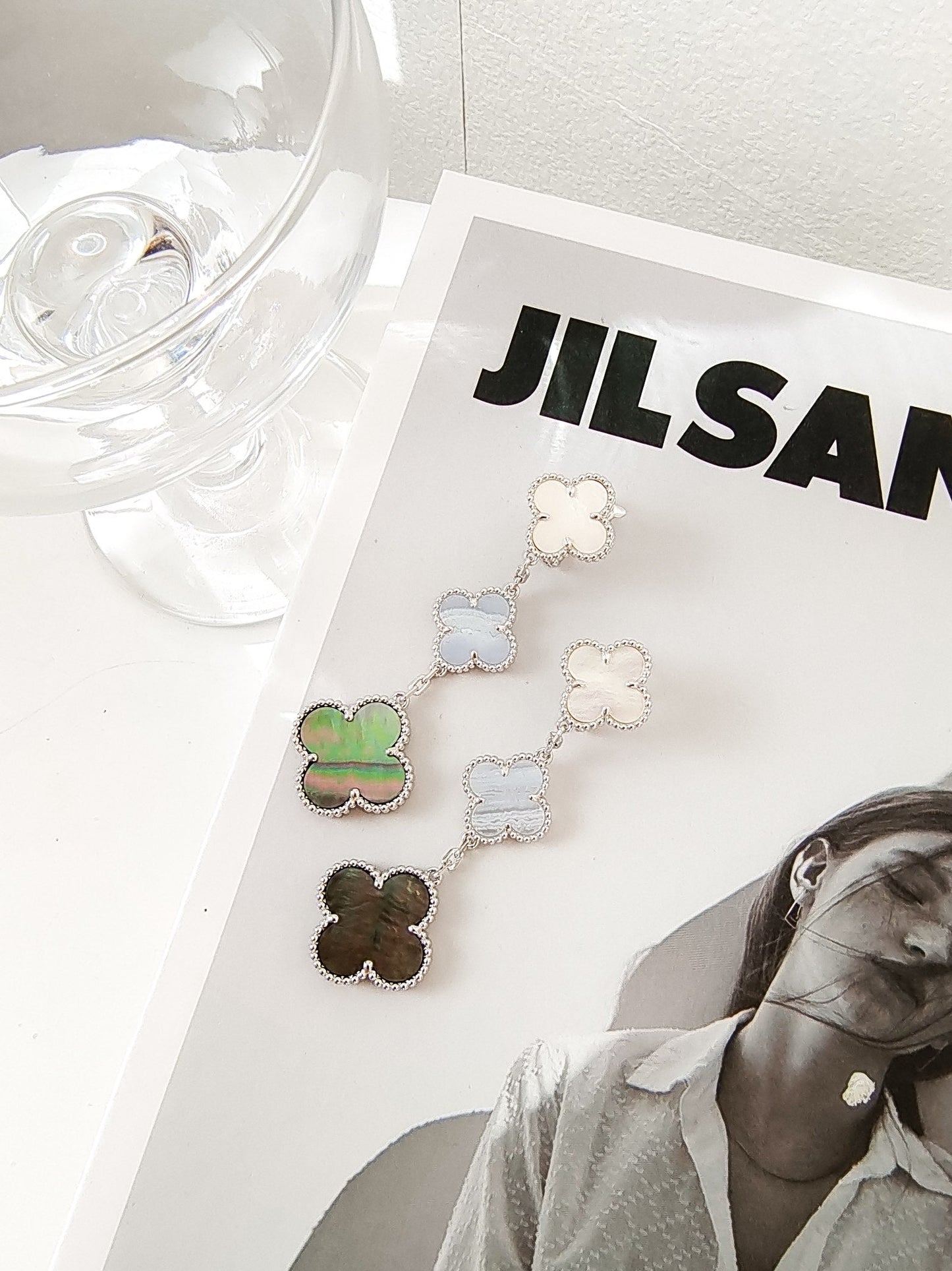 [Eternal Jewelry]CLOVER 3 MOTIFS CHALCEDONY DARK MOP SILVER EARRINGS