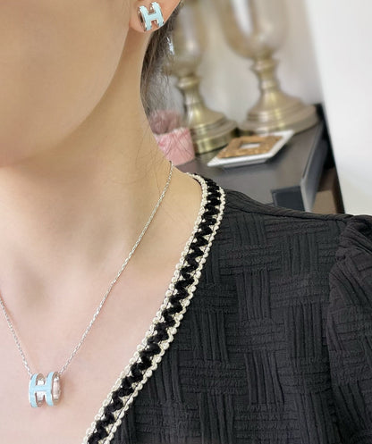 [Eternal Jewelry]POP H SKY BLUE STUD EARRINGS