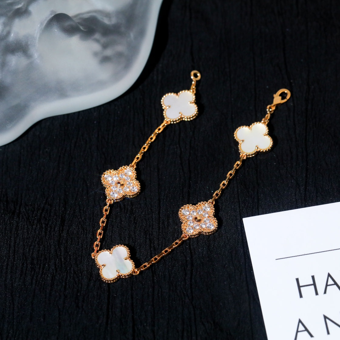 [Eternal Jewelry]CLOVER BRACELET 5 MOTIF WHITE MOP DIAMOND