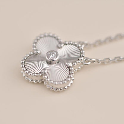 [Eternal Jewelry]CLOVER  15MM DIAMOND LASER NECKLACE SILVER