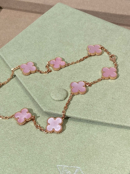 [Eternal Jewellery] Pink Necklace with Ten Clover Designs