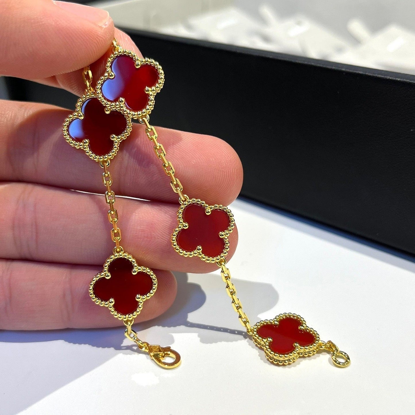 [Eternal Jewelry]CLOVER 5 MOTIFS RED AGATE  BRACELET