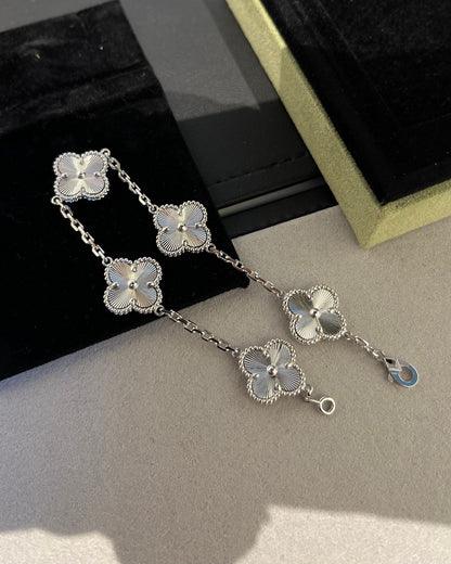 [Eternal Jewelry]CLOVER SILVER 5 MOTIFS BRACELET