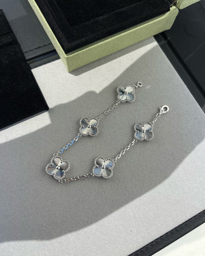 [Eternal Jewelry]CLOVER SILVER 5 MOTIFS BRACELET